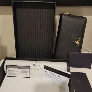 Prada Saffiano Wallet
